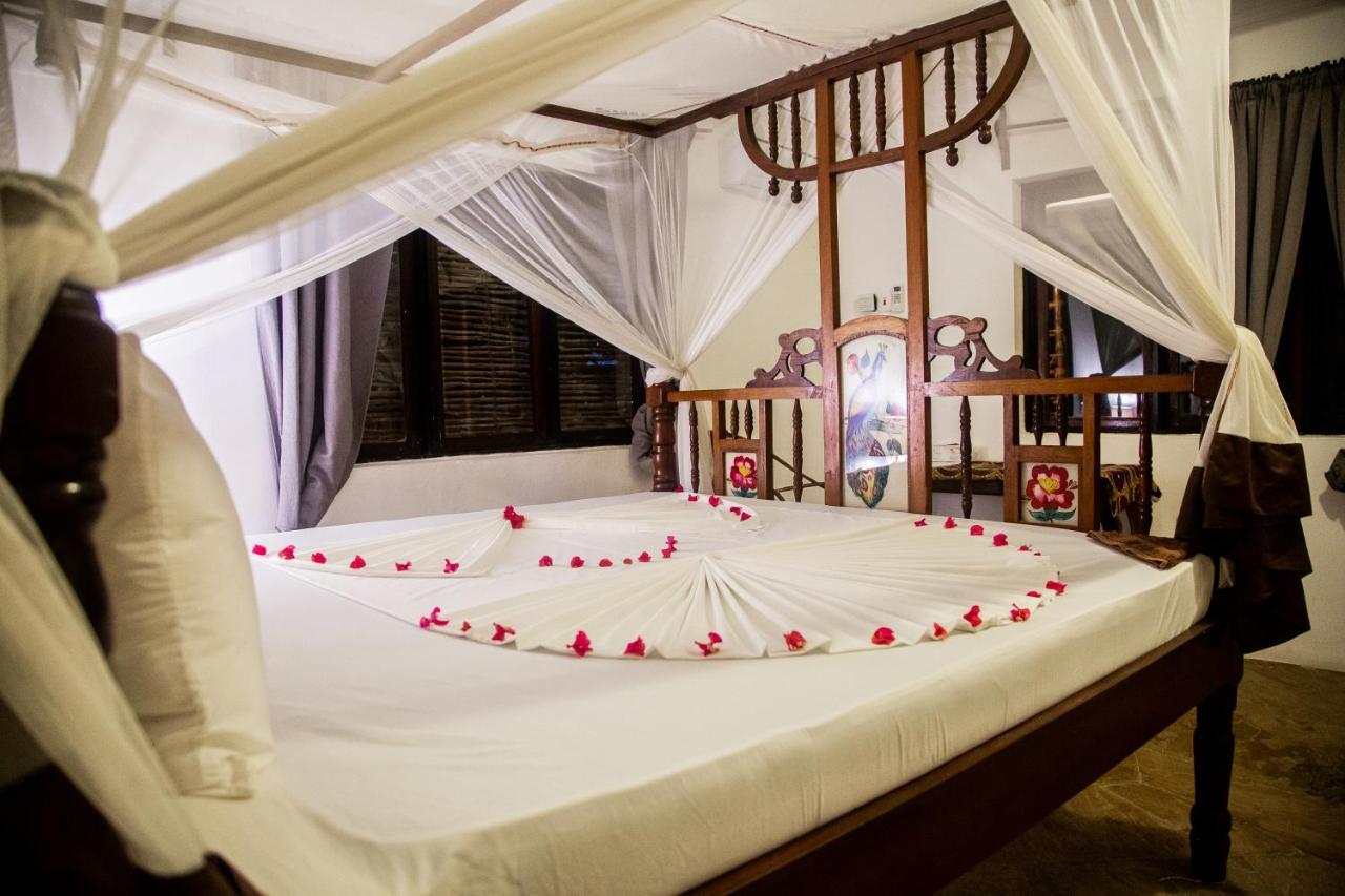 Moonshine Uroa Boutique Hotel Zewnętrze zdjęcie