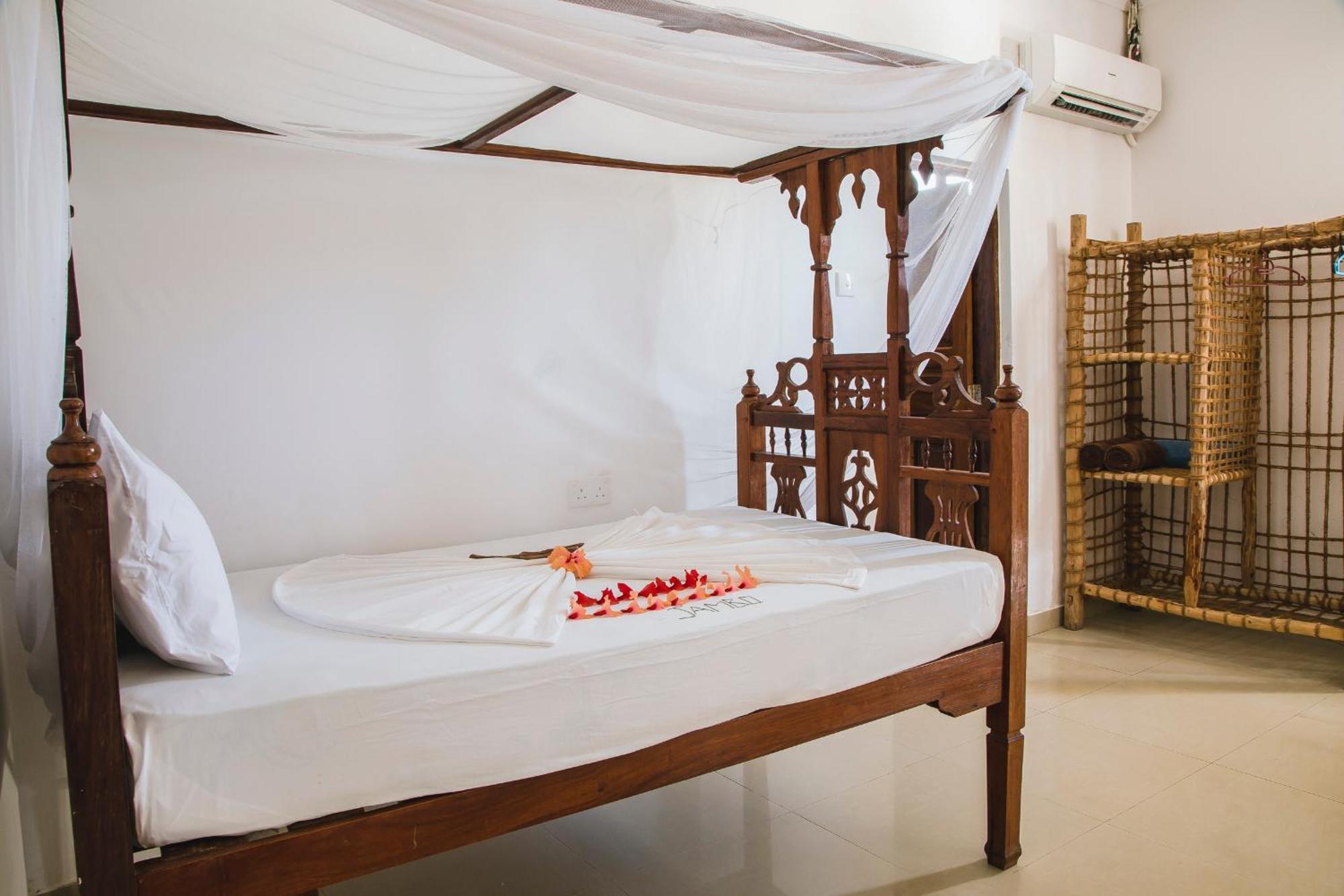 Moonshine Uroa Boutique Hotel Pokój zdjęcie